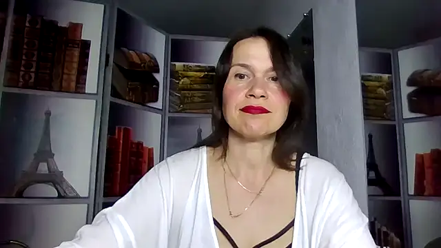 Snapshot of Selena_Moo chatting on 03-31-26, 08:09 Selena Moo online show from 03-31-26, 08:09