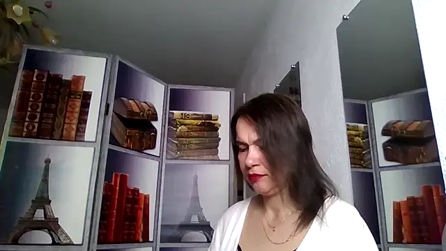 Snapshot of Selena_Moo chatting on 04-11-26, 08:29 Selena Moo online show from 04-11-26, 08:29
