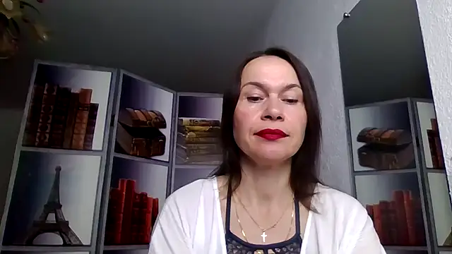 Snapshot of Selena_Moo chatting on 04-15-26, 07:26 Selena Moo online show from 04-15-26, 07:26
