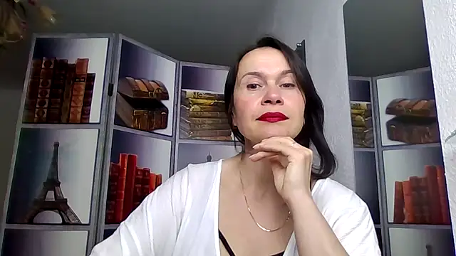 Snapshot of Selena_Moo chatting on 04-16-26, 12:28 Selena Moo online show from 04-16-26, 12:28