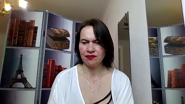 Snapshot of Selena_Moo chatting on 04-23-26, 12:29 Selena Moo online show from 04-23-26, 12:29