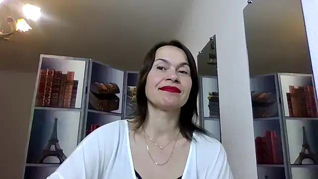 Snapshot of Selena_Moo chatting on 05-01-26, 09:47 Selena Moo online show from 05-01-26, 09:47