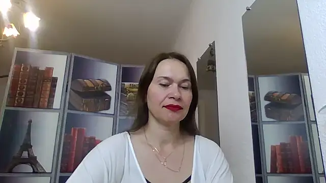 Snapshot of Selena_Moo chatting on 05-16-26, 08:22 Selena Moo online show from 05-16-26, 08:22