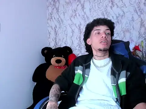 Snapshot of Ryder-Stone chatting on 03-20-26, 08:03 Ryder-Stone online show from 03-20-26, 08:03