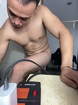 Sebas riveraon online show from 04-23-26, 11:40