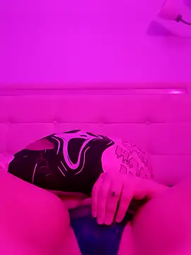 likiaaaaa online show from 04-06-26, 09:16