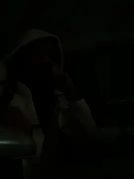 Mr11inchesnluvv online show from 04-16-26, 04:46