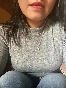 Snapshot of Annaxyz chatting on 03-22-26, 07:34 Annaxyz online show from 03-22-26, 07:34