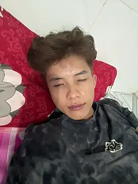 Nguyencuong1999 online show from 04-30-26, 08:15