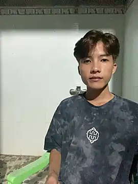 Nguyencuong1999 online show from 05-16-26, 02:49