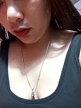 Snapshot of Hena__ chatting on 03-24-26, 01:38 Hena online show from 03-24-26, 01:38