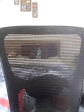 SUZI 777 online show from 04-19-26, 08:24