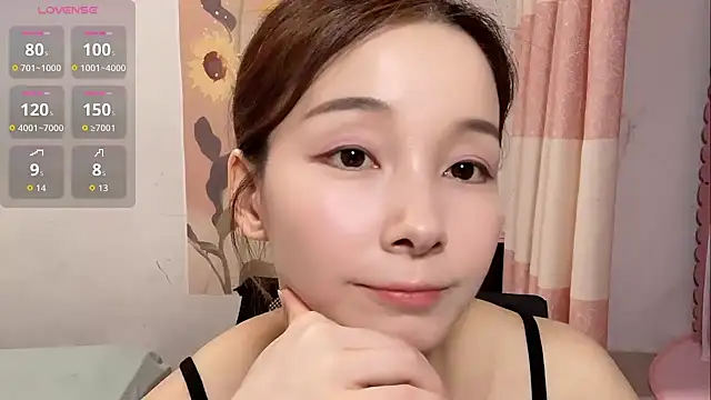 Snapshot of Tingting-rd chatting on 07-12-26, 11:34 Tingting-rd online show from 07-12-26, 11:34