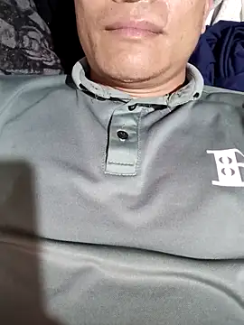 Snapshot of Sutinh85 chatting on 03-24-26, 01:49 Sutinh85 online show from 03-24-26, 01:49