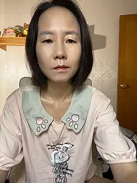 lilysister66 online show from 07-02-26, 01:28