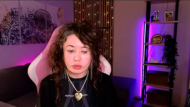 Snapshot of AlwaysKali chatting on 03-21-26, 03:37 AlwaysKali online show from 03-21-26, 03:37