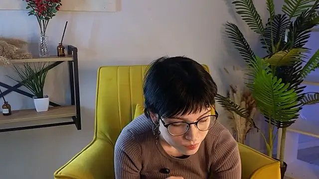 Snapshot of RubieNibbs chatting on 03-21-26, 01:58 RubieNibbs online show from 03-21-26, 01:58