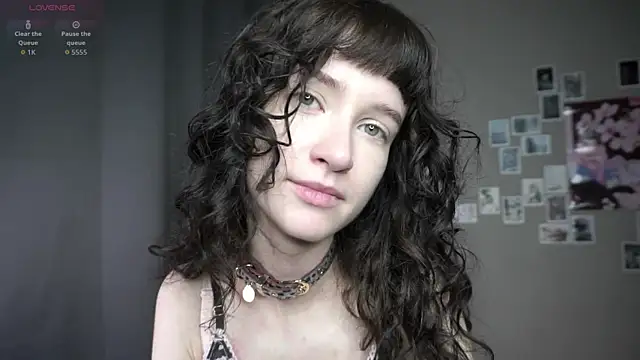 DellaLeck online show from 07-21-26, 07:49
