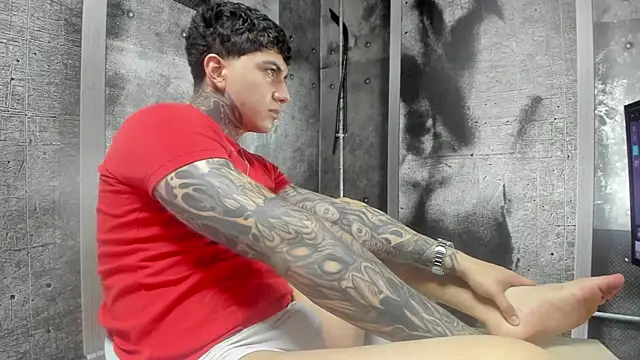 Gury tattoo online show from 05-16-26, 04:06