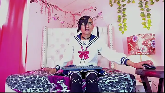 Snapshot of romeo_laurient chatting on 03-20-26, 08:46 romeo laurient online show from 03-20-26, 08:46