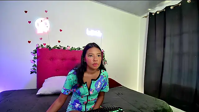 Ellie Cute7 online show from 05-22-26, 07:19