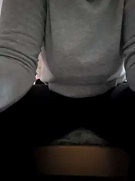 Snapshot of SellenaGomez chatting on 03-20-26, 09:41 SellenaGomez online show from 03-20-26, 09:41