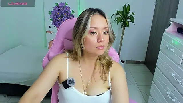 Ari Angel23 online show from 06-27-26, 05:34