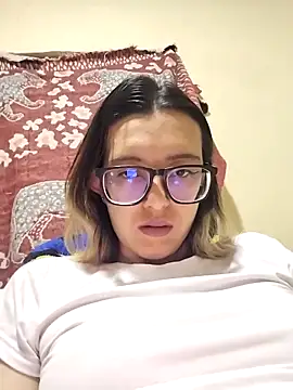 Snapshot of Greta_silber26 chatting on 03-26-26, 06:13 Greta silber26 online show from 03-26-26, 06:13