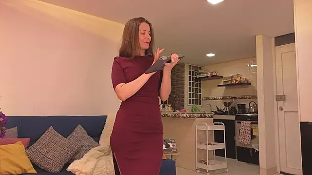 natashakinski online show from 07-28-26, 08:12