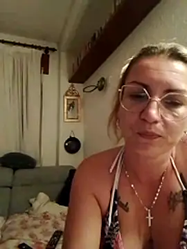 pamela661 online show from 07-15-26, 01:00