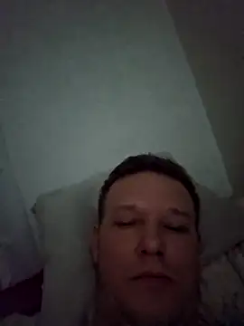 Garfieldd12 online show from 04-01-26, 02:12