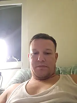 Garfieldd12 online show from 04-11-26, 05:06