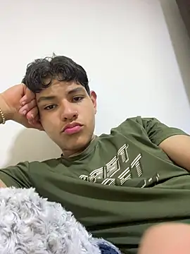 Snapshot of juanma759 chatting on 03-23-26, 01:42 juanma759 online show from 03-23-26, 01:42