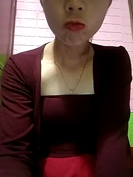 AmyLinee01 online show from 04-11-26, 05:23