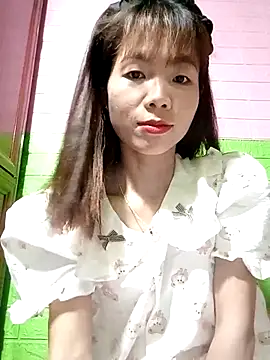 AmyLinee01 online show from 05-11-26, 10:54