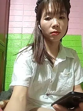 AmyLinee01 online show from 05-12-26, 05:21