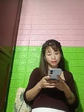 AmyLinee01 online show from 05-21-26, 05:20
