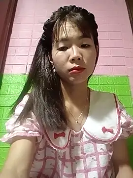 AmyLinee01 online show from 05-27-26, 05:48