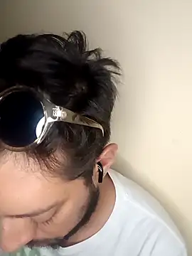 Snapshot of Rob_Cabezon chatting on 03-23-26, 07:56 Rob Cabezon online show from 03-23-26, 07:56