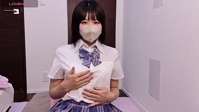 Snapshot of HONO__0_0__ chatting on 04-05-26, 12:35 HONO 0 0 online show from 04-05-26, 12:35