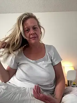 GwenWilde31 online show from 05-29-26, 01:31