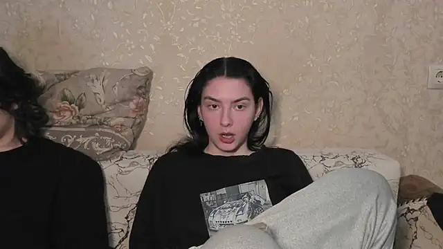 muuur love231 online show from 04-21-26, 09:39