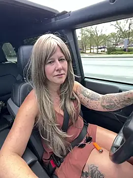 Snapshot of lillysworld chatting on 03-31-26, 03:56 lillysworld online show from 03-31-26, 03:56