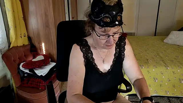 Chrismaturefrench online show from 07-05-26, 08:43
