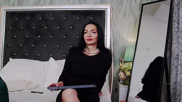 GraceMontclaire online show from 05-22-26, 03:28