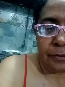 sexymomsn online show from 06-03-26, 12:24