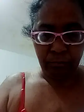 sexymomsn online show from 06-22-26, 11:18