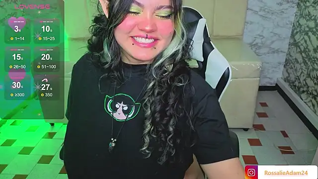 Snapshot of Rossalie_Adams_v chatting on 03-24-26, 01:49 Rossalie Adams v online show from 03-24-26, 01:49