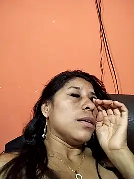 AngelicaStorms online show from 05-10-26, 01:22