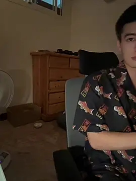 CalvinHY online show from 06-26-26, 02:05